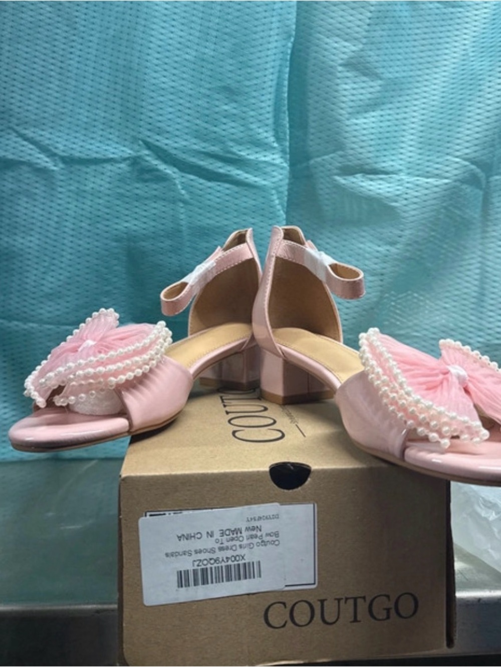 Coutgo Kids Pink Pearl-Embellished Dress Sandals
